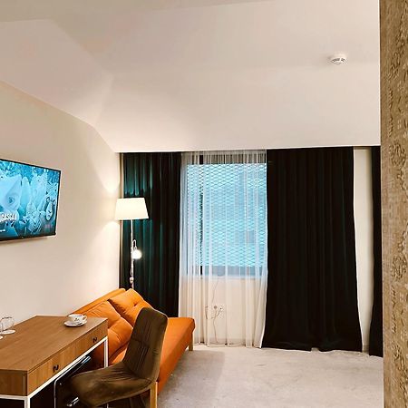 Epigraph Design Kosher Hotel Tbilisi Ngoại thất bức ảnh
