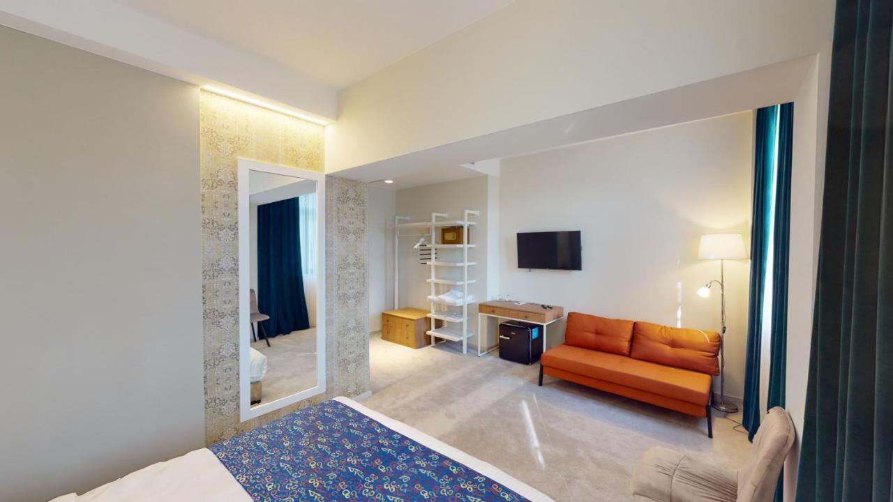 Epigraph Design Kosher Hotel Tbilisi Ngoại thất bức ảnh