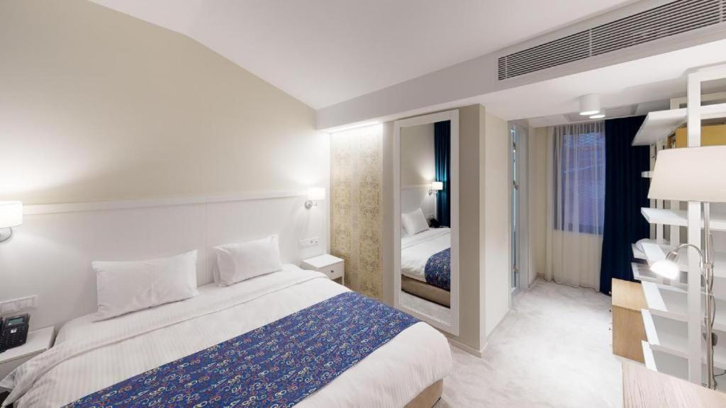 Epigraph Design Kosher Hotel Tbilisi Ngoại thất bức ảnh