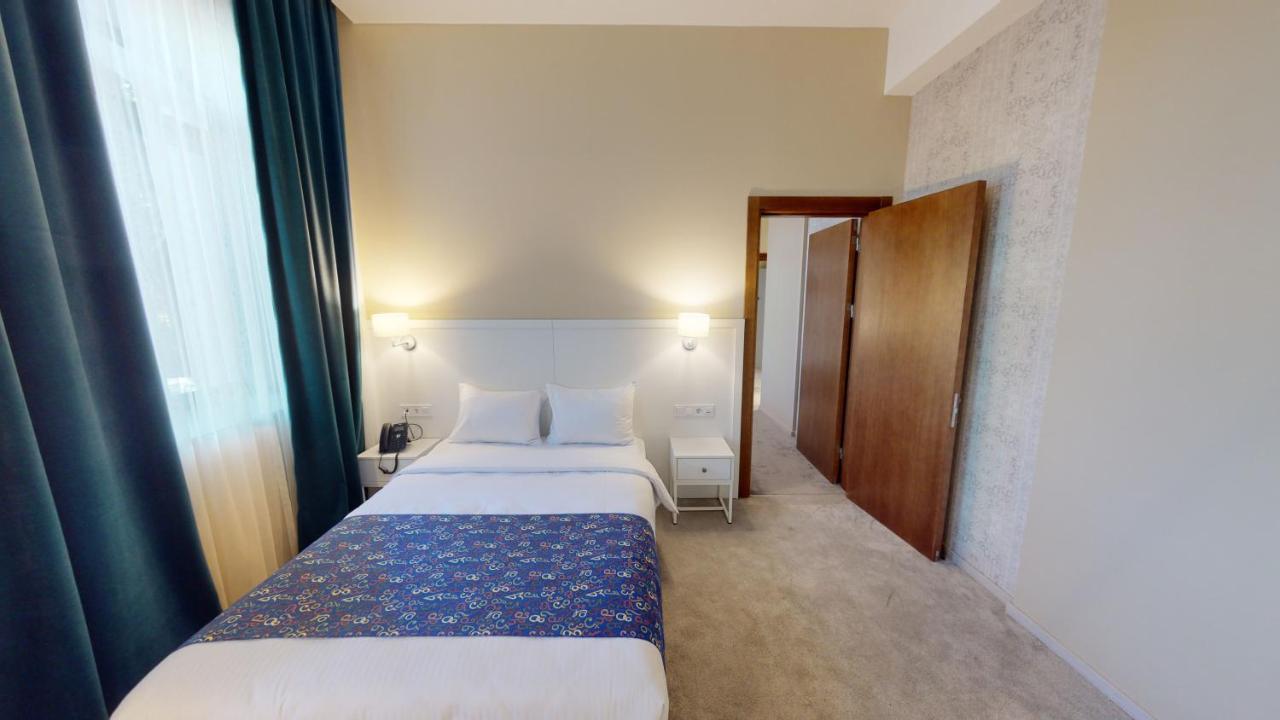 Epigraph Design Kosher Hotel Tbilisi Ngoại thất bức ảnh